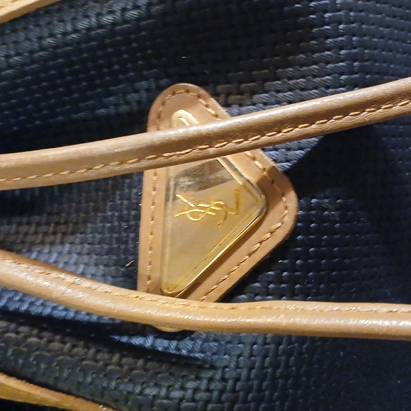 Yves Saint Laurent Black and Tan Shoulder Bag - Picture 2 of 16